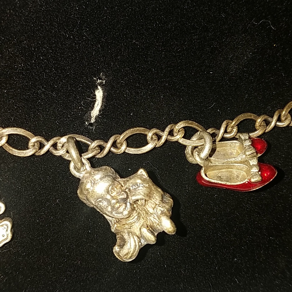 Vintage Wizard of Oz Bracelet - Picture 5 of 7